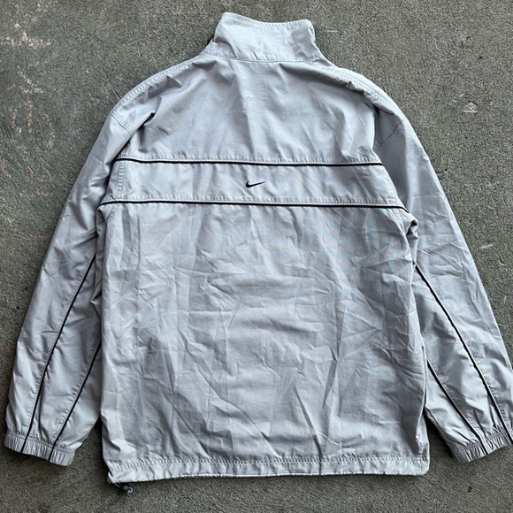 Nike Jacket - Picture 6 of 7